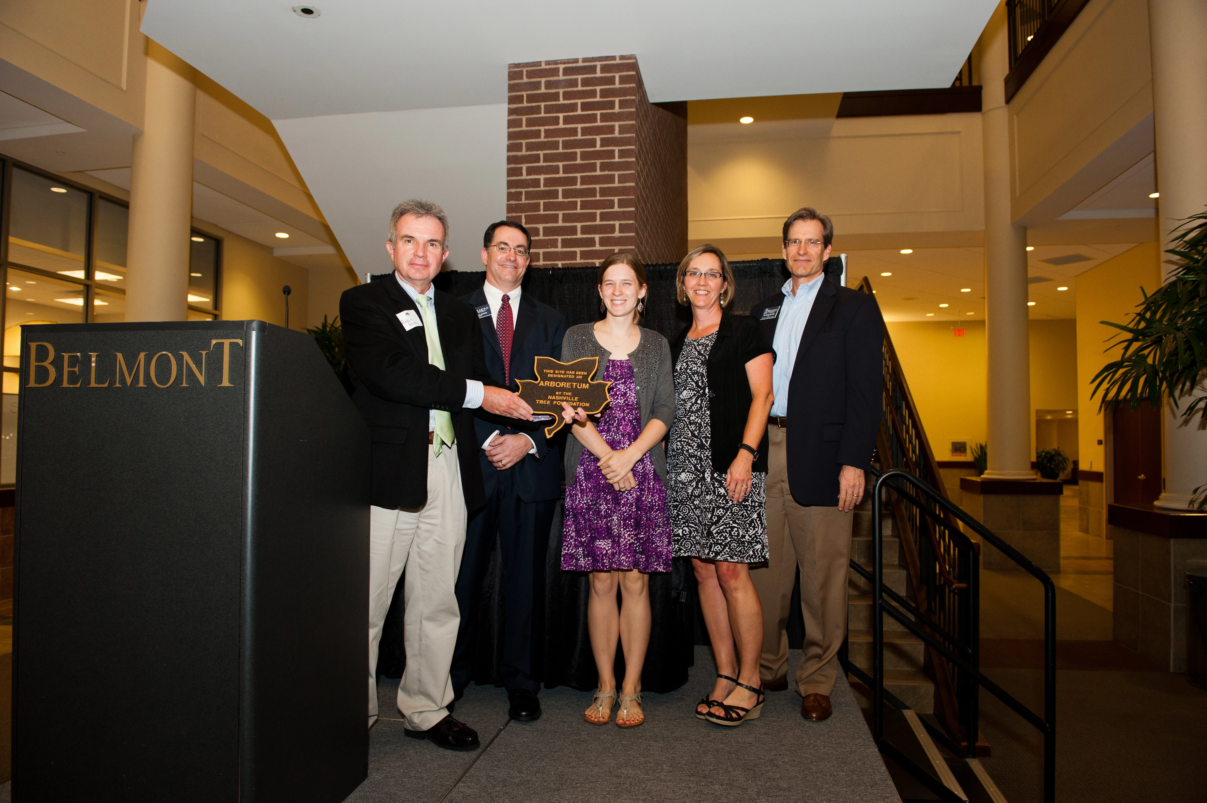 belmont receives arboretum award