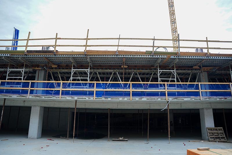 Construction of the new College of Medicine building