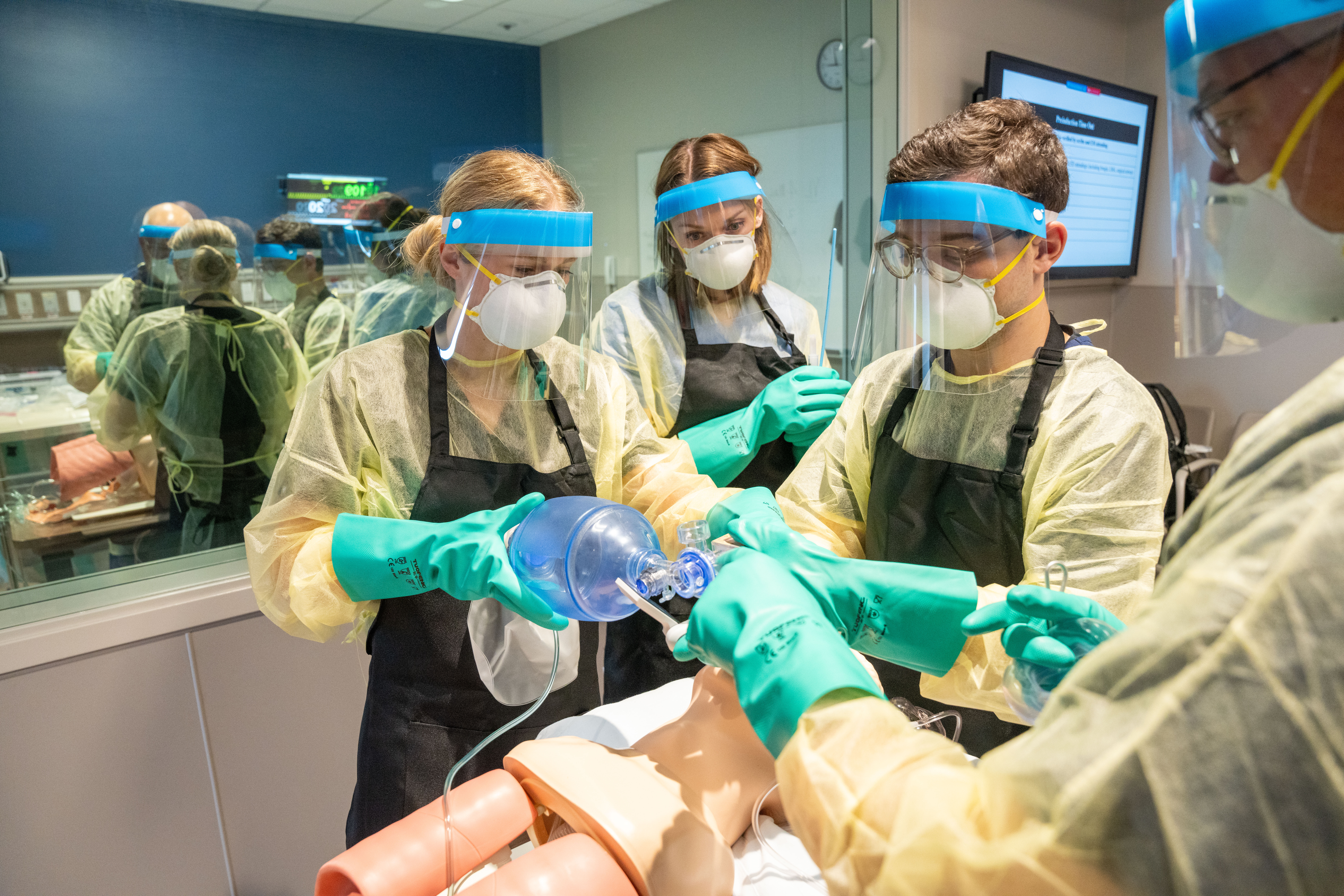 Student's participating as a team in the simulation center.