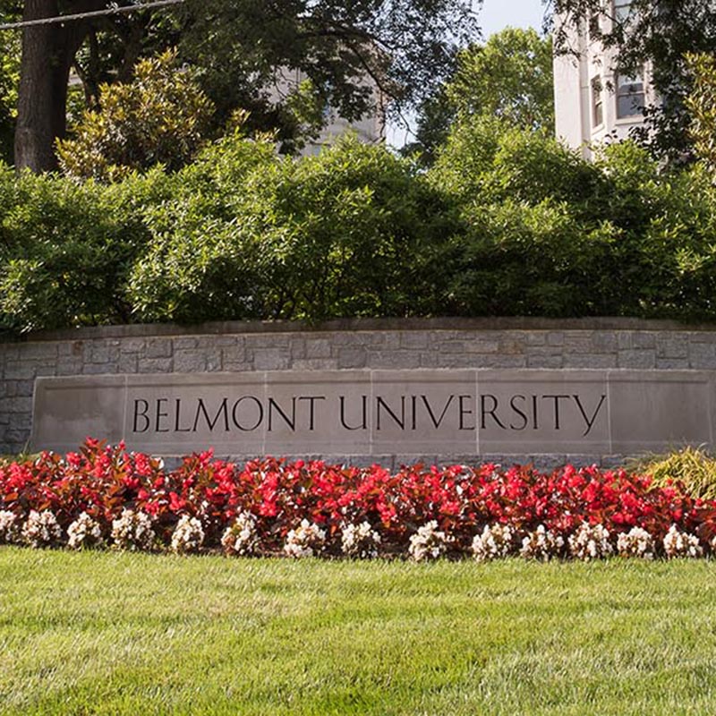 Belmont University main stone sign at the front of campus 