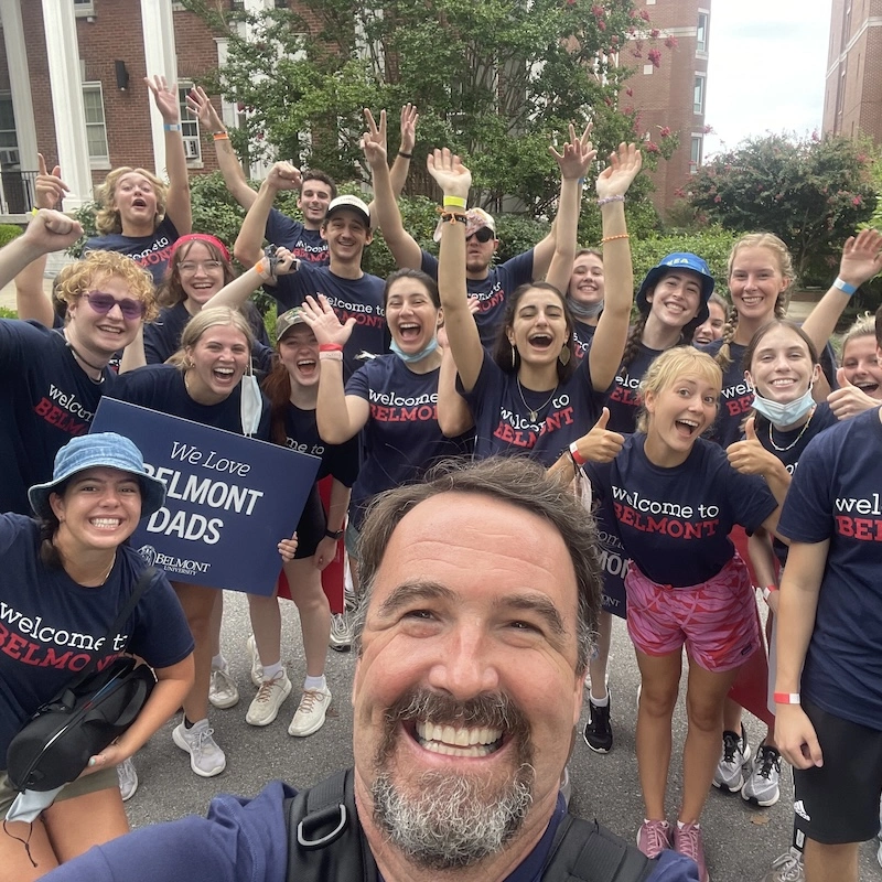Sam takes a selfie with students on move in day