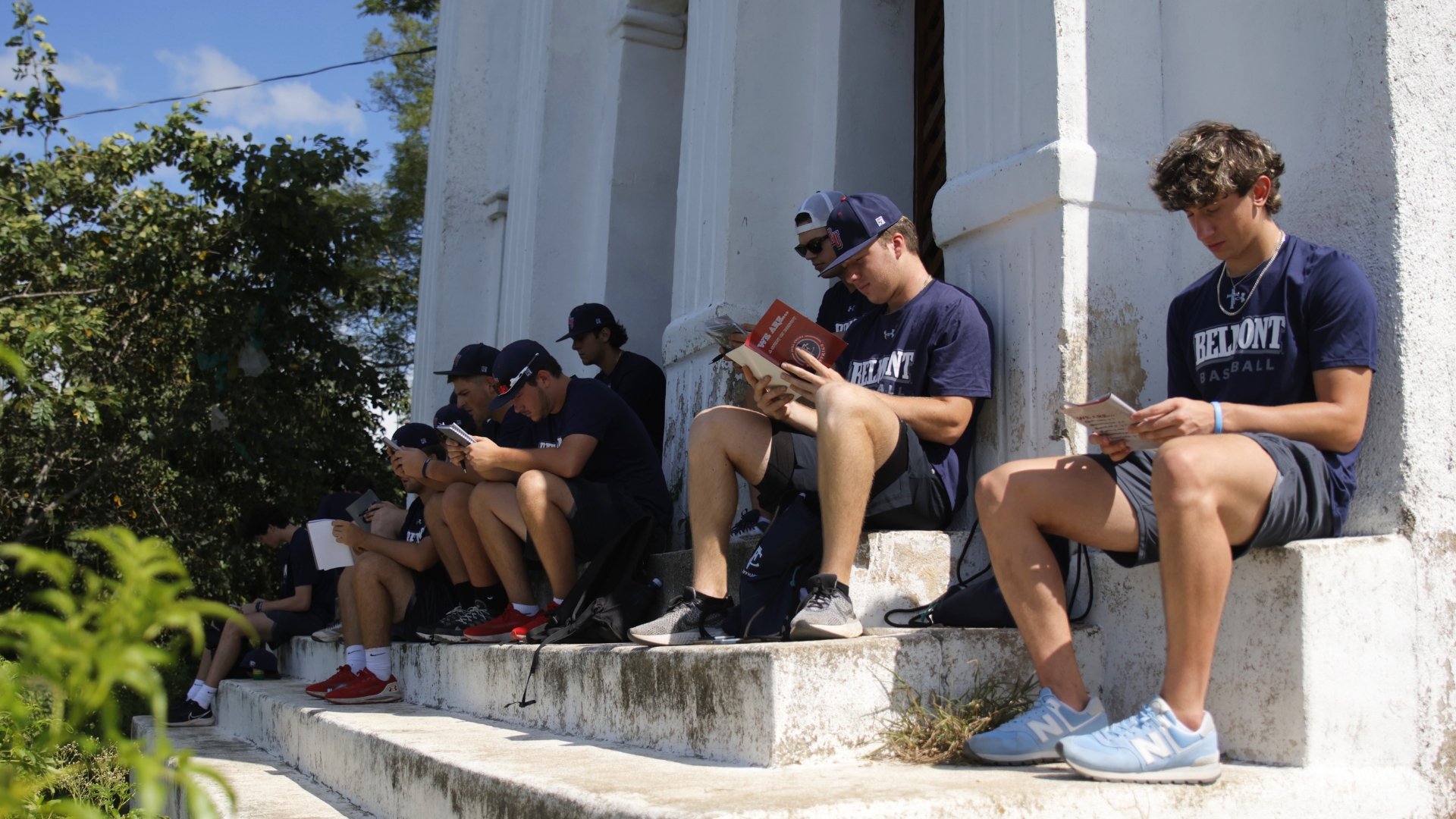 Belmont baseball in Nicaragua on a service trip